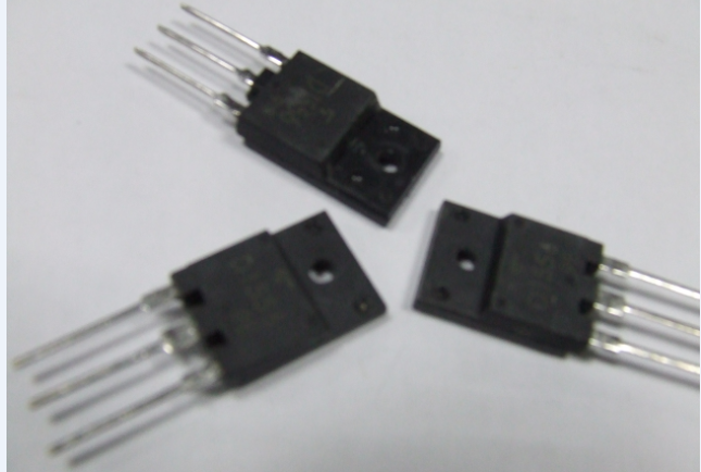 2SD 1556 CIRCUITO INTEGRATO ORIGINALE TOSHIBA 2SD1556 2SD 1556 CIRCUITO INTEGRATO ORIGINALE TOSHIBA 2SD1556